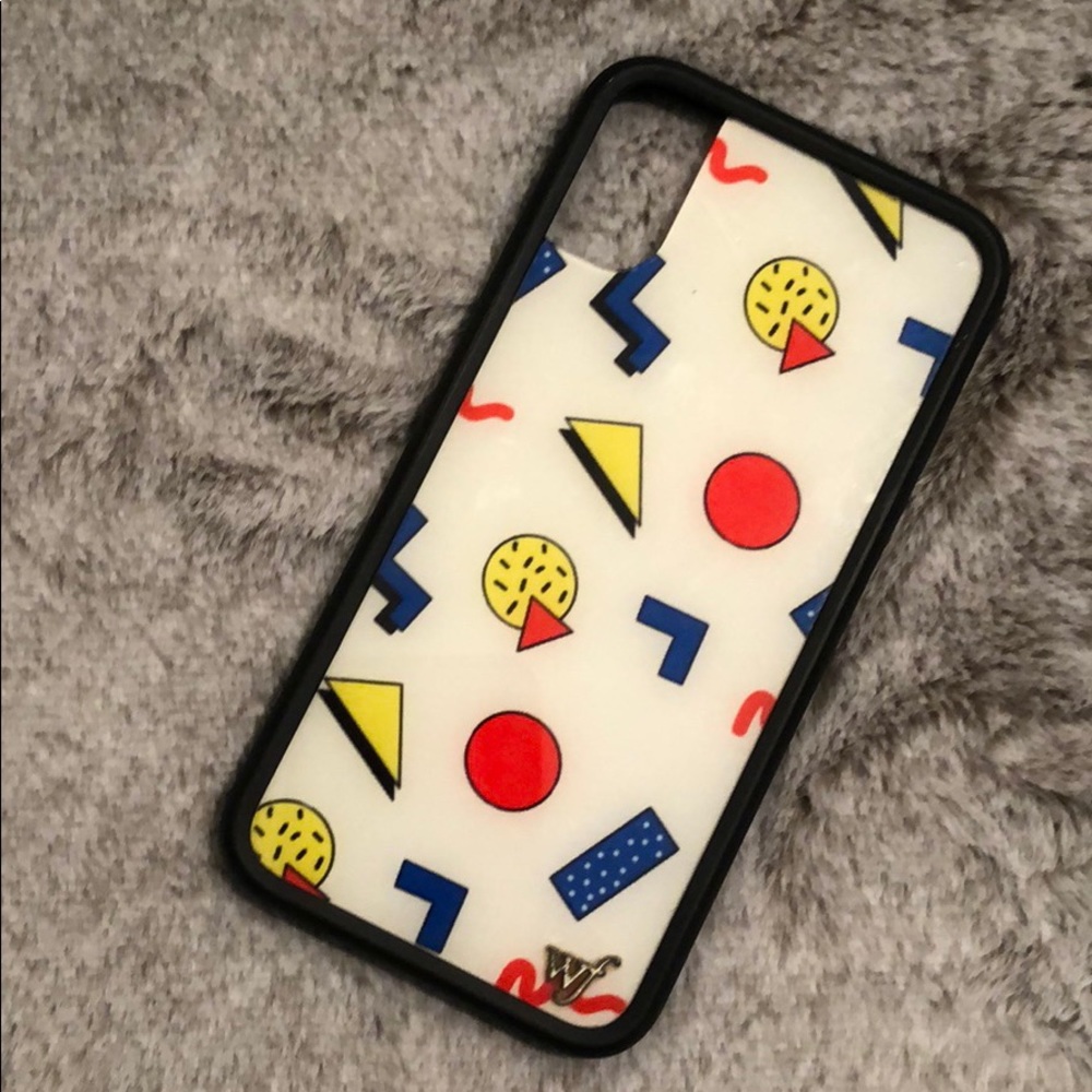 Emma Chamberlain x Wildflower IPhone X Case